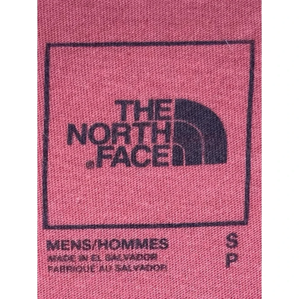 The North Face Never Stop Exploring Graphic‎ Red T-Shirt Men's Small Dome